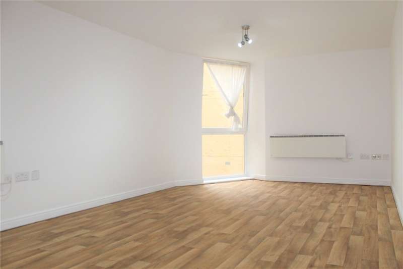 1 Bedroom Apartment Flat For Sale In Azalea House, Bedfont Lane