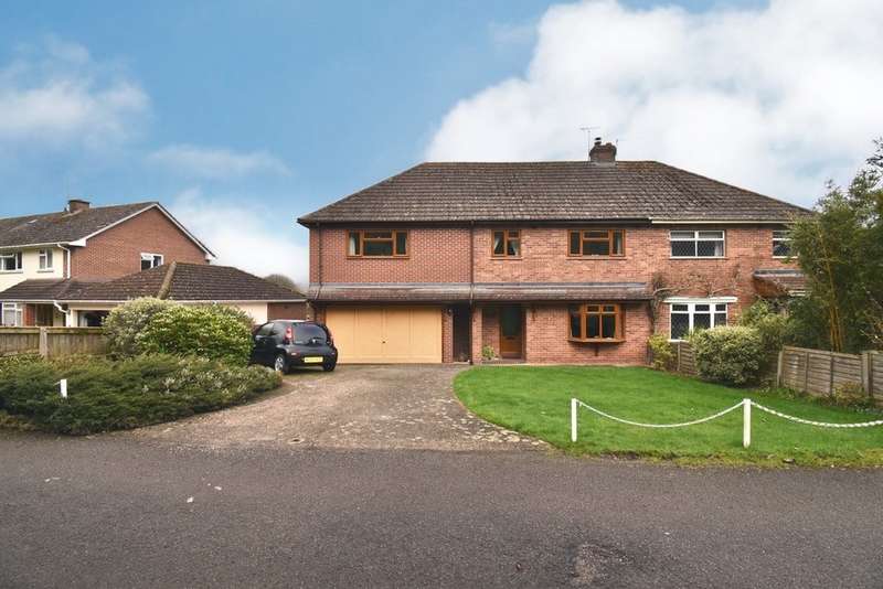 Houses for sale in Farringdon, EX5, Devon