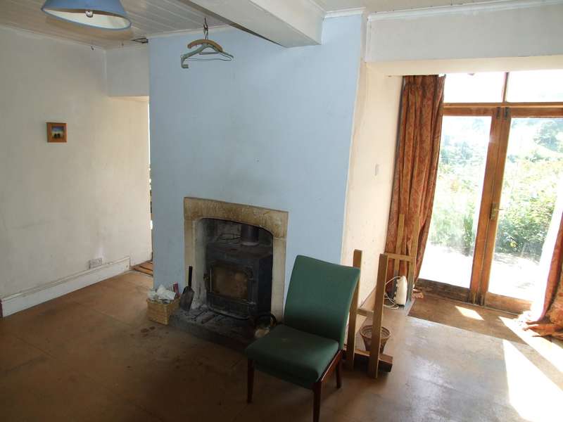 4 Bedroom SemiDetached House For Sale In Llanfairwaterdine, Knighton