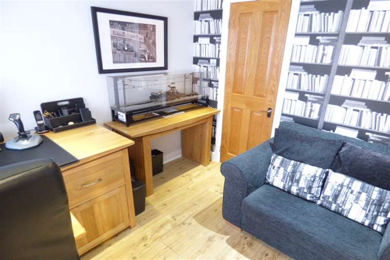 4 Bedroom Detached House For Sale In Peterstone Close, Callands