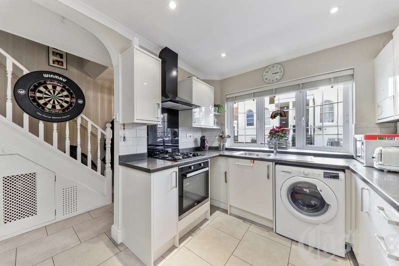 3 Bedroom Property For Sale In Mitford Road, Archway, London, N19