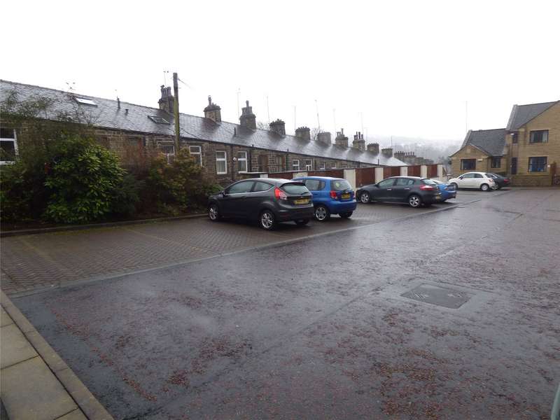 3 Bedroom Terraced To Rent In St Marys Court, Rawtenstall, Rossendale