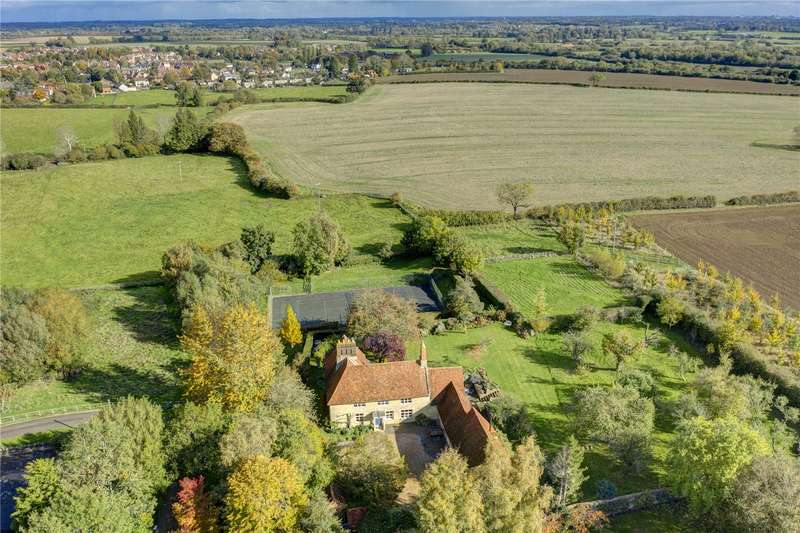 6 Bedroom Detached For Sale In Wicken Road, Deanshanger, Milton Keynes