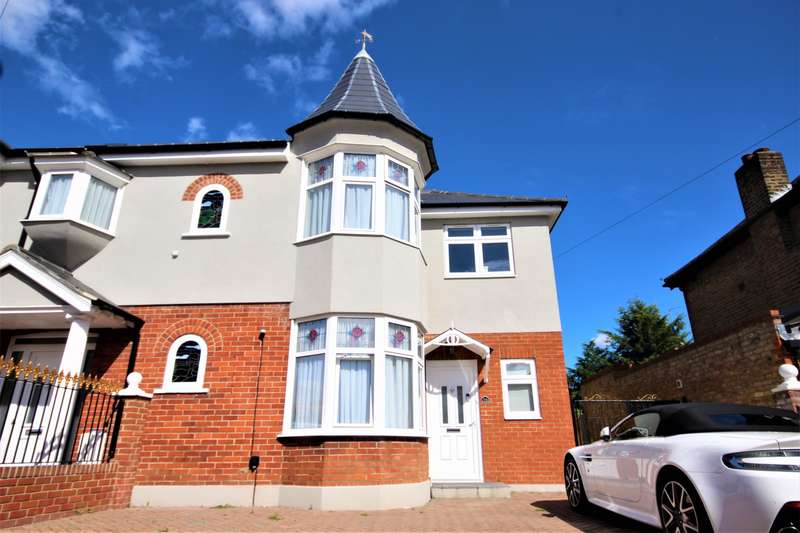Houses to rent in Chingford, E4, Greater London