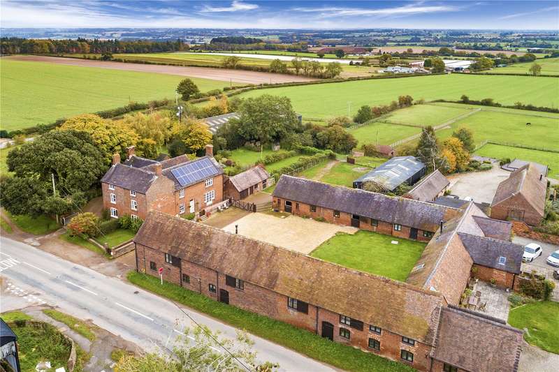 6 Bedroom SemiDetached House For Sale In Heath Hill Farm, Heath Hill