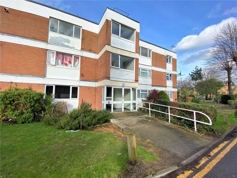2 Bedroom Apartment Flat Let Agreed In Riverbank, Laleham Road, Staines