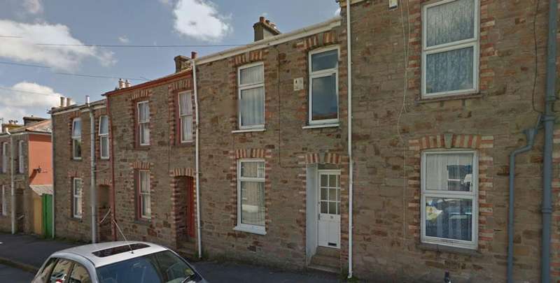 3 Bedroom Property To Rent In Lister Street, Falmouth, TR11