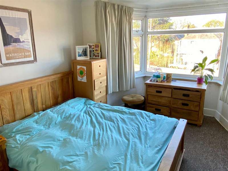 3 Bedroom Detached House For Sale In Dorchester Road, Oakdale, Poole, BH15