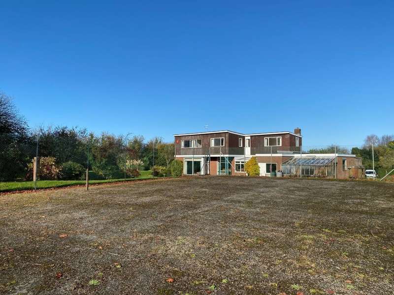 4 Bedroom Property For Sale In Tower Hill, Williton, Taunton, TA4