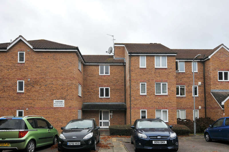 Studio For Sale In Ashfield Road, Southgate, N14