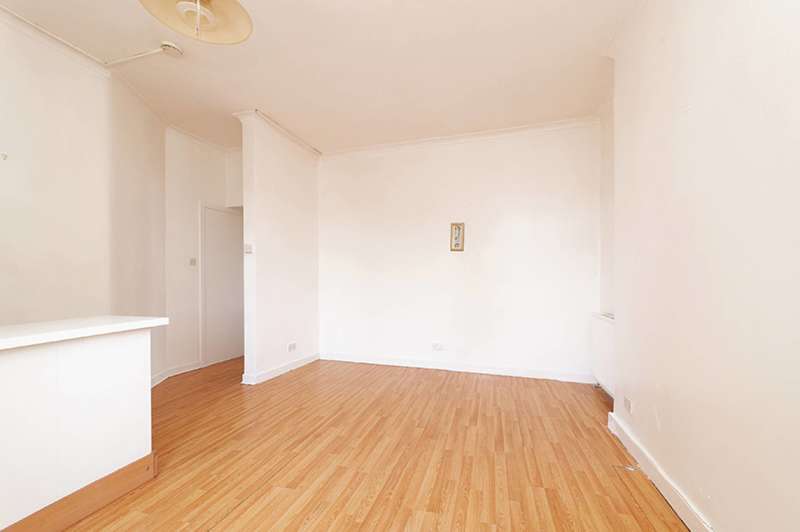 1 Bedroom Ground Flat For Sale In Byres Road, Kilwinning, KA13