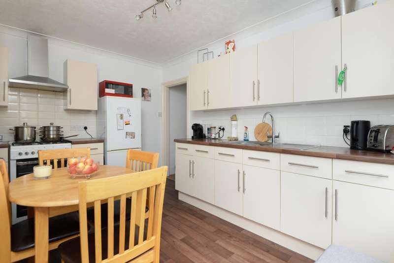 3 Bedroom Terraced House For Sale In Beaconsfield Road, Maidstone, ME15