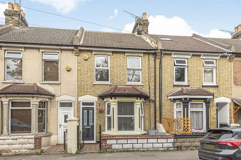 3 Bedroom Terraced House For Sale In York Avenue, Gillingham, ME7