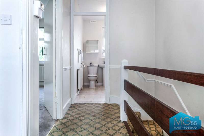 3 Bedroom Terraced House For Sale In Oakleigh Gardens, Whetstone