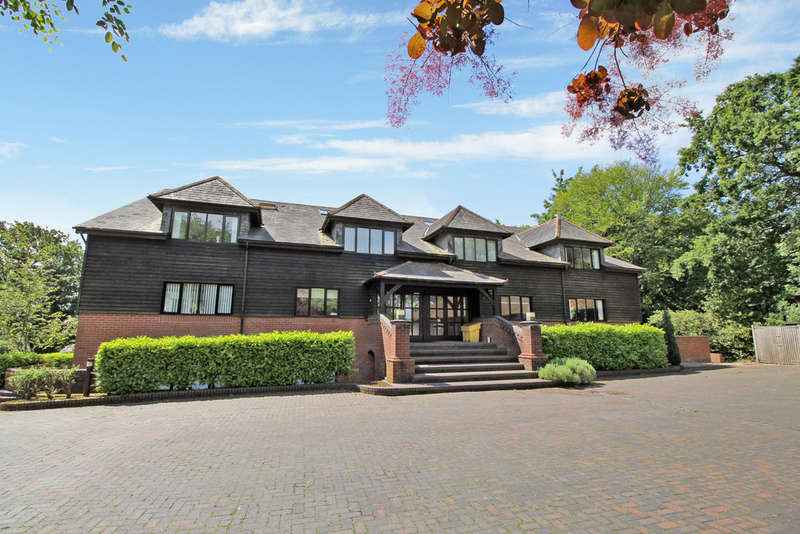 2 Bedroom Flat For Sale In The Kiln, Sotherington Lane, Selborne, Hampshire, GU34