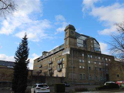 3 Bedroom Penthouse Flat To Rent In Valley Mill, Elland, Halifax, HX5