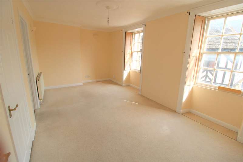 2 Bedroom Flat To Rent In High Street, Royal Wootton Bassett, Wootton