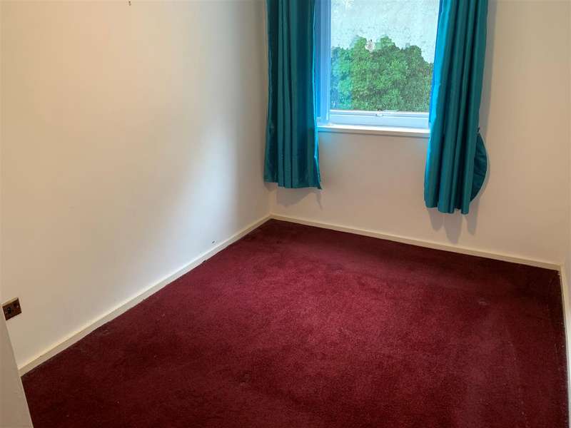 2 Bedroom Flat For Sale In Cholmondeley Road, Salford, M6