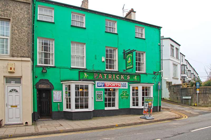 Pub Commercial For Sale In Bangor, Gwynedd, LL57