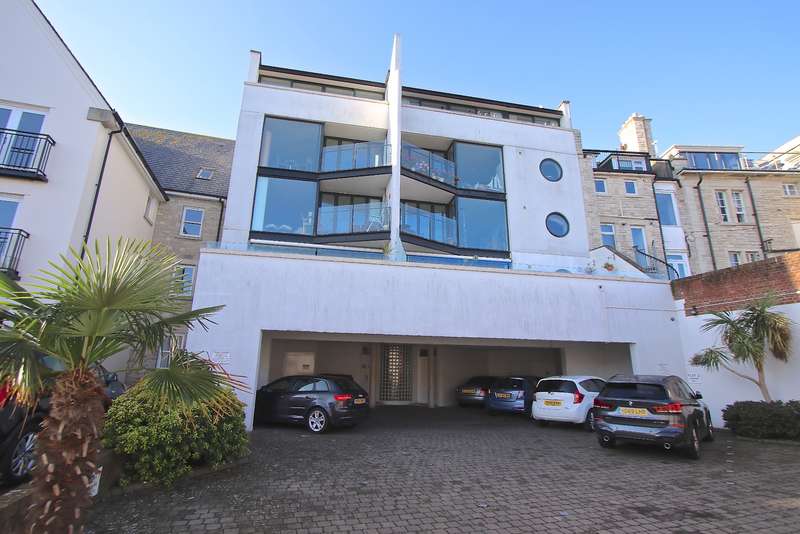 2 Bedroom Flat For Sale In High Street, Swanage, BH19