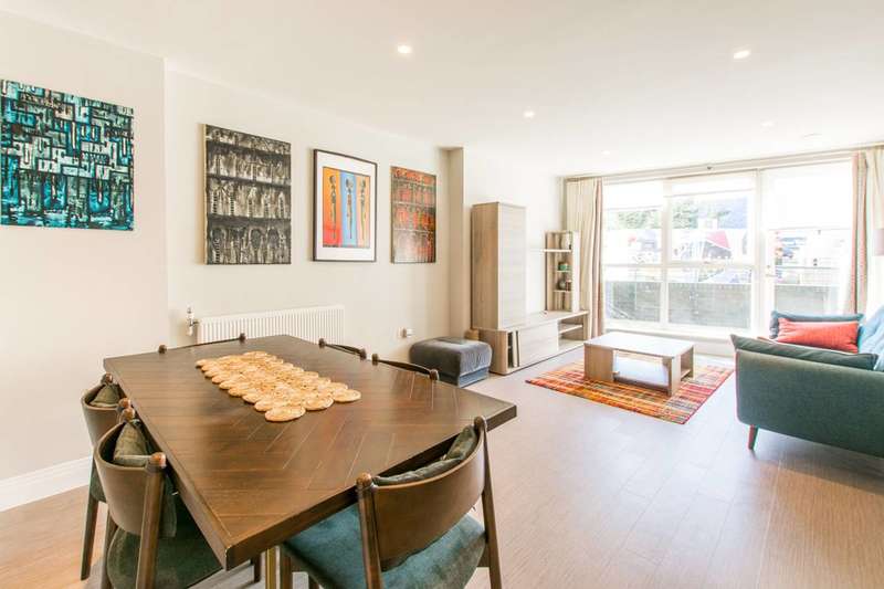 2 Bedroom Flat To Rent In Weld Place, New Southgate, N11