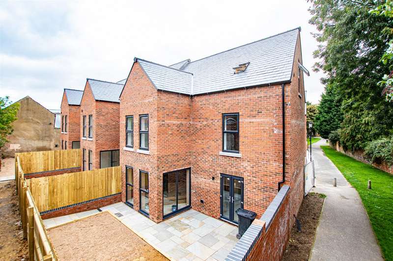 Houses for sale in Louth, LN11, Lincolnshire