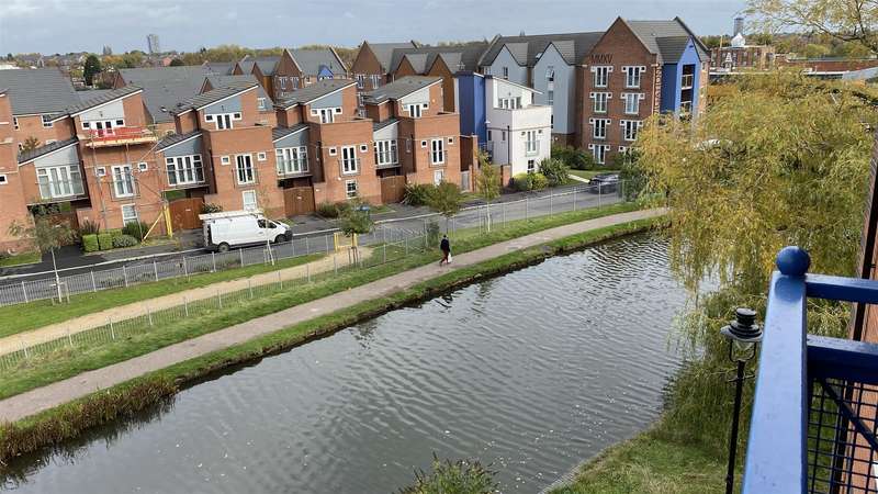 2 Bedroom Apartment To Rent In Drapers Fields, Coventry, CV1