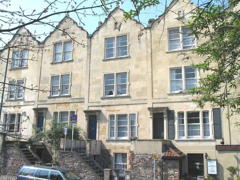 4 Bedroom Maisonette Flat To Rent In Cotham Brow, Cotham, Bristol, BS6