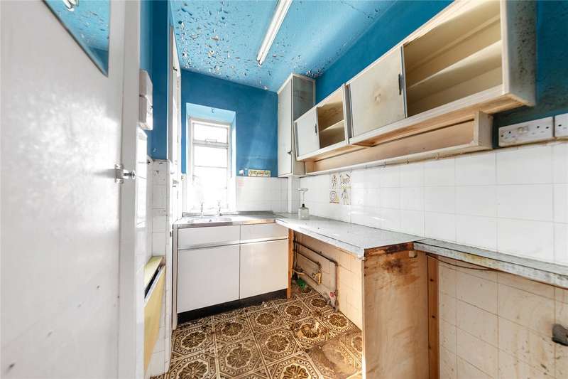 1 Bedroom Flat For Sale In Sutton Court Road, Chiswick, W4