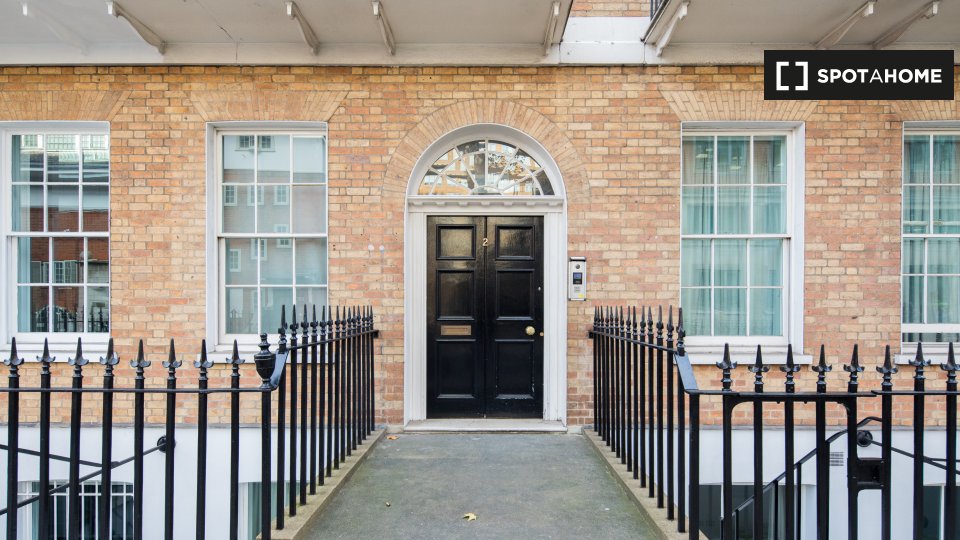 2 Bedroom Flat To Rent In Tavistock Pl, WC1H