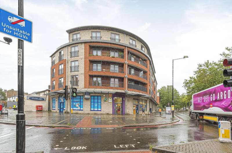 2 Bedroom Flat For Sale In Streatham Place, London, SW2