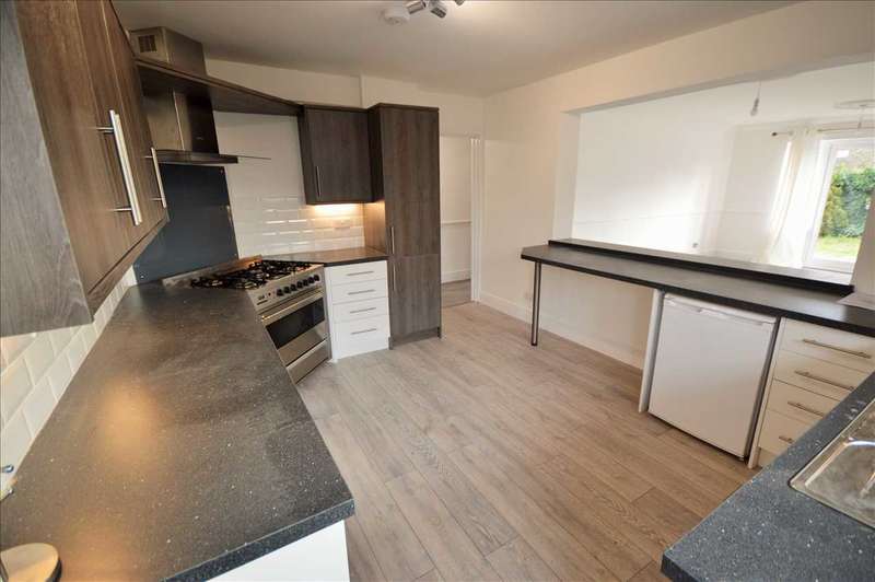 3 Bedroom Semi Detached Bungalow To Rent In Basildon Drive, Basildon, SS15