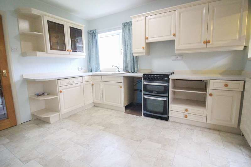 2 Bedroom Bungalow For Sale In Mossdale Close, Doncaster, DN5