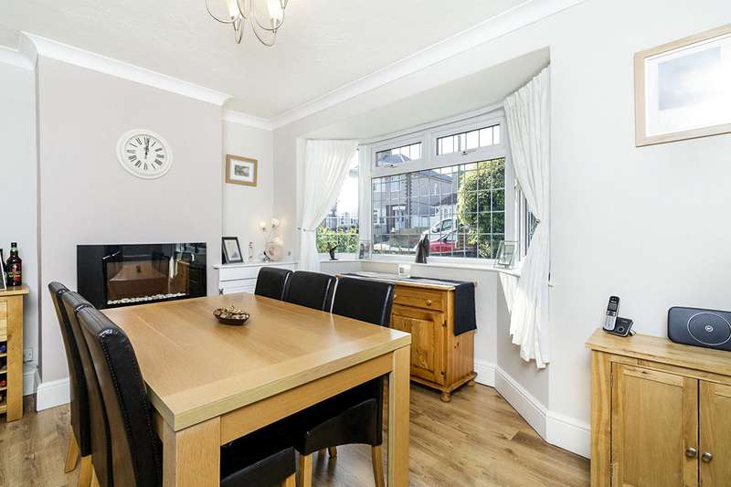 3 Bedroom Semi Detached House For Sale In Wentworth Drive, Dartford