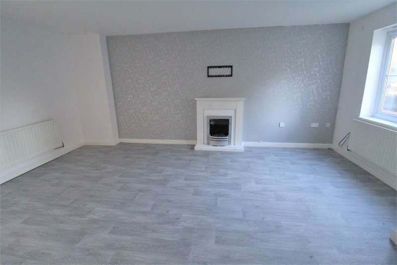 3 Bedroom Town House To Rent In Finsbury Close, Dinnington, Sheffield, S25