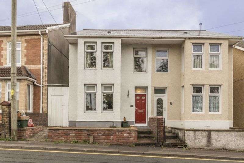 3 Bedroom Property For Sale In Tregwilym Road, Rogerstone, Newport, NP10
