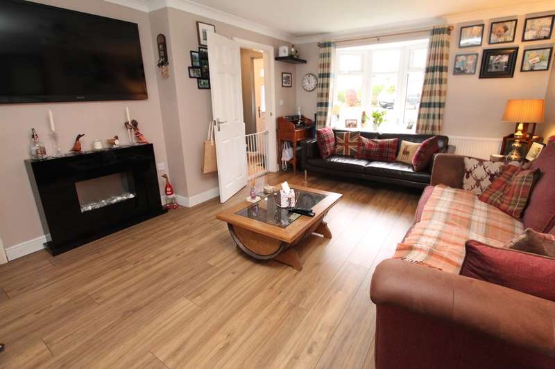 3 Bedroom Detached House For Sale In Iverley Walk, Pedmore, Stourbridge