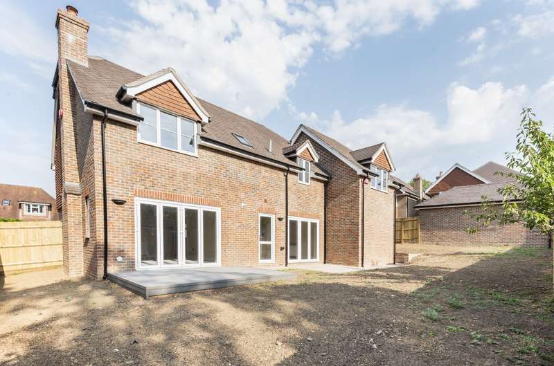 4 Bedroom Detached House For Sale In Badgers Copse, Little East Street