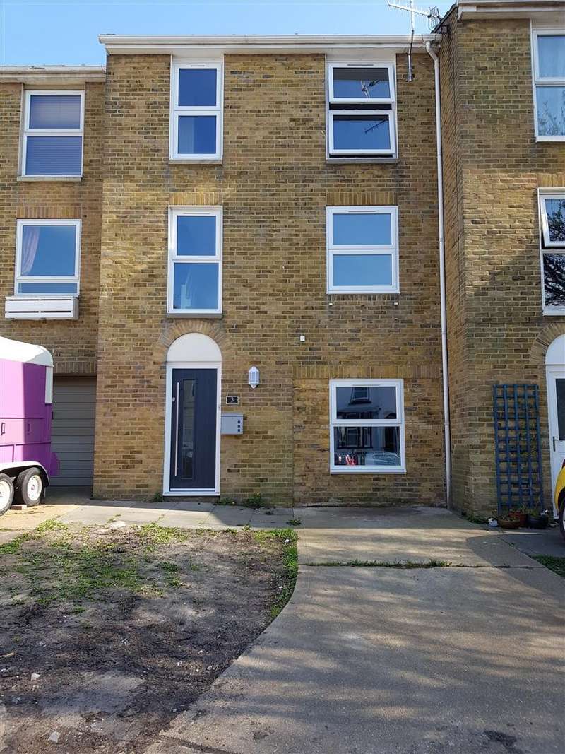 1 Bedroom Property To Rent In Camden Square, Ramsgate, CT11