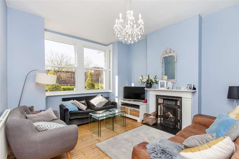 4 Bedroom House For Sale In Daws Lane, Mill Hill, NW7
