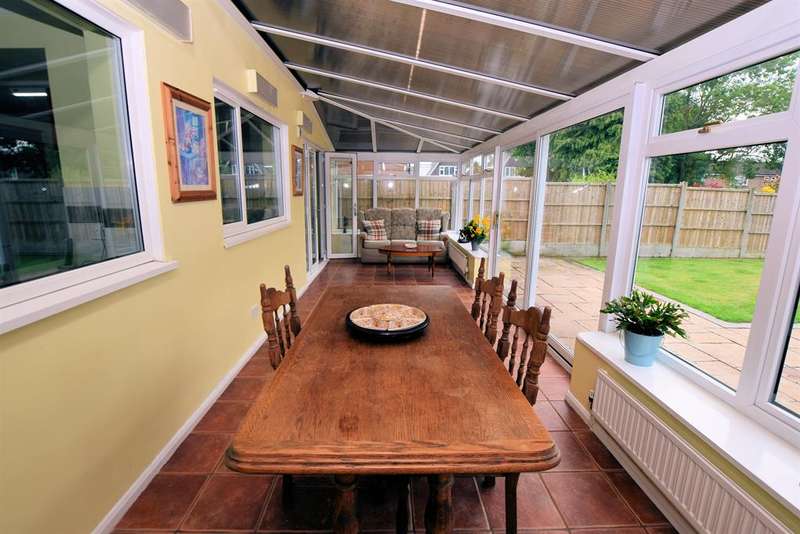 4 Bedroom Detached House For Sale In Rowood Drive, Solihull, B92