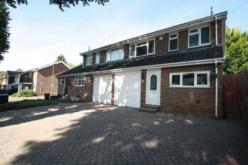 3 Bedroom SemiDetached House For Sale In Sunningvale Avenue, Biggin