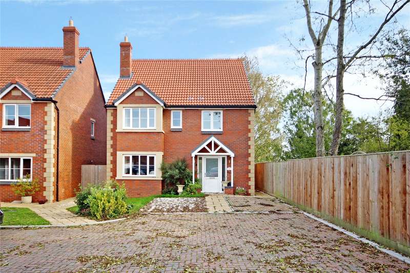 4 Bedroom Detached House For Sale In Station Road, Purton, SN5