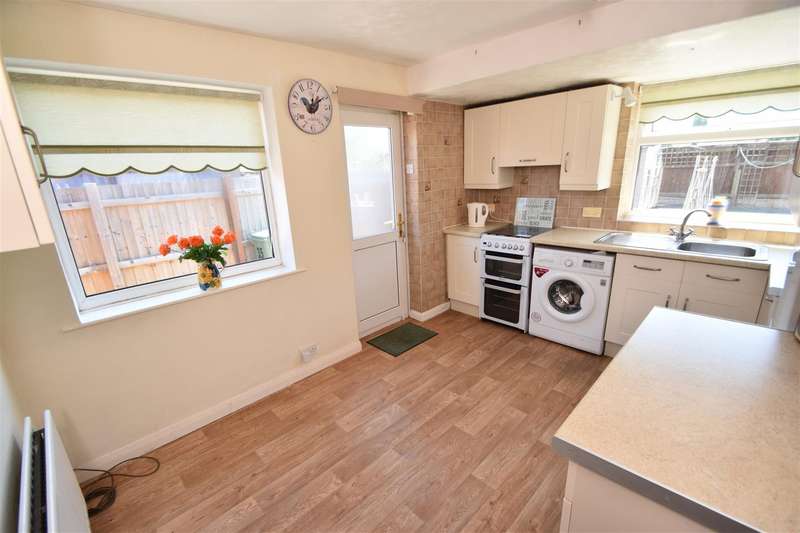 2 Bedroom SemiDetached Bungalow For Sale In Ridgewood Drive, Wirral, CH61