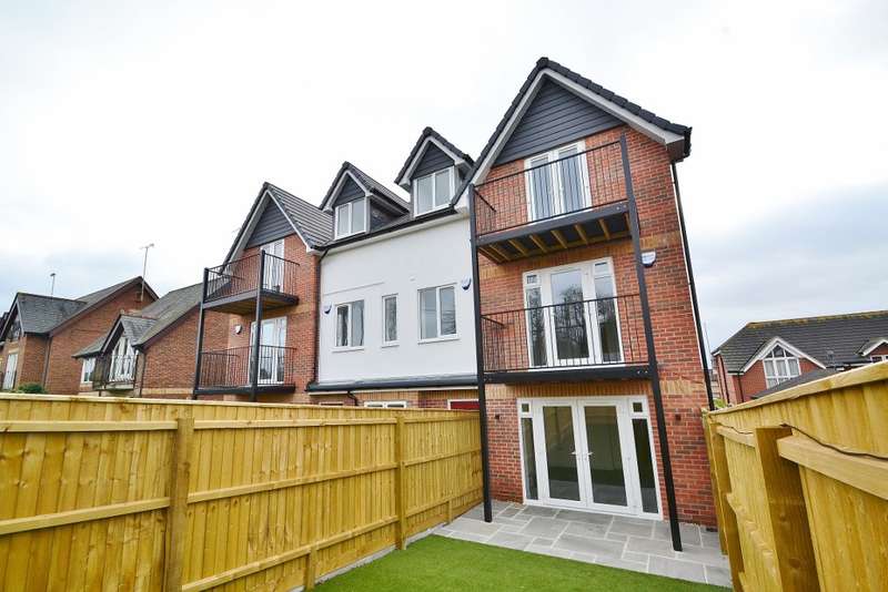 3 Bedroom End Of Terrace House For Sale In Poole Road, Upton, BH16