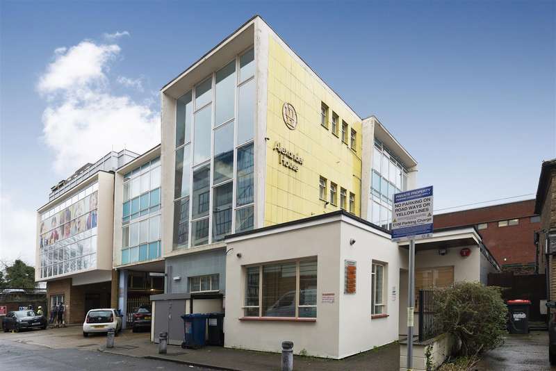 House For Sale In Shakespeare Road, Finchley, N3