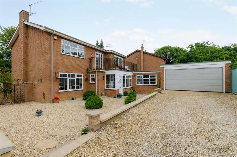 4 Bedroom Detached House For Sale In Old Costessey, NR8