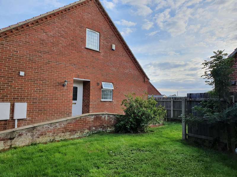 3 Bedroom SemiDetached House To Rent In Dawson Close, Mablethorpe, LN12