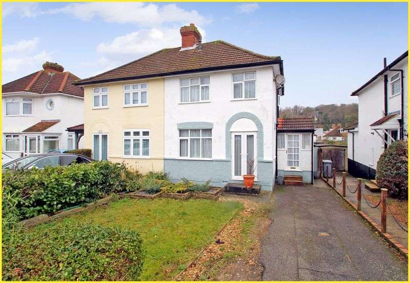 3 Bedroom Property For Sale In Queensway, West Wickham, BR4