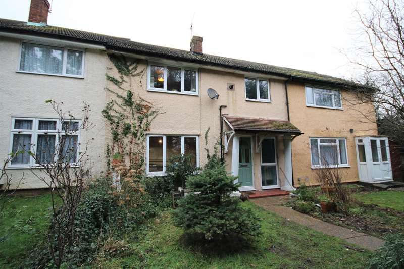 4 Bedroom House To Rent In Kent View Road, Basildon, SS16